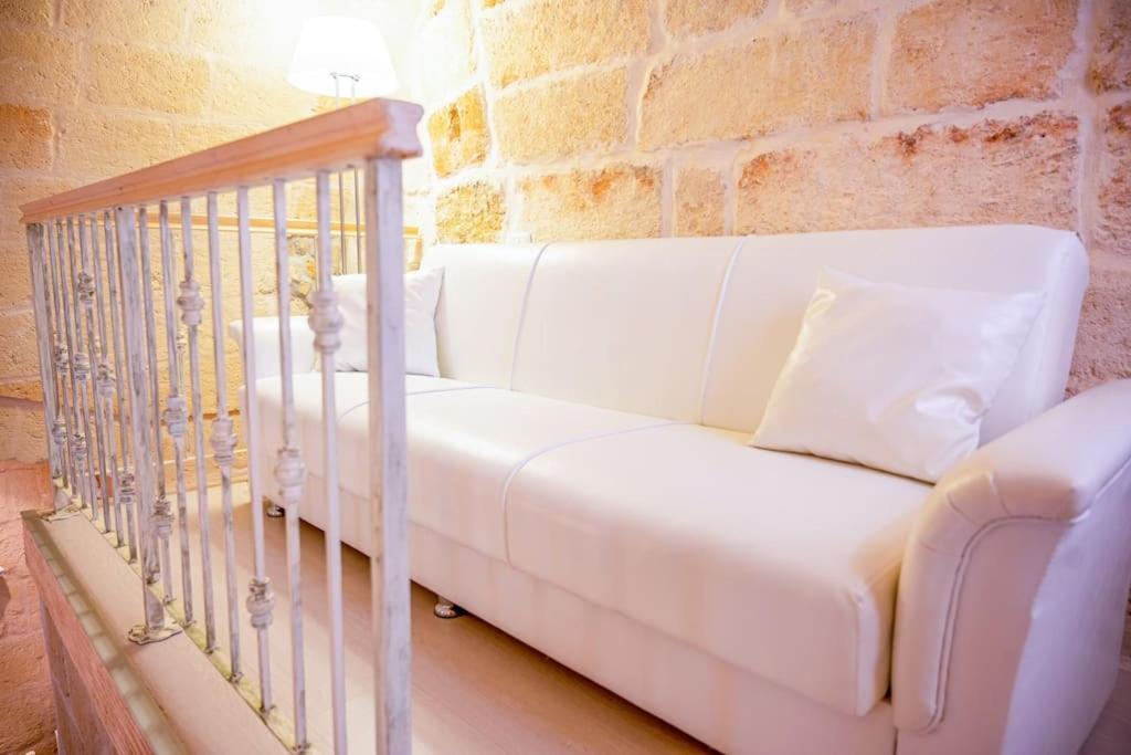 Ferienwohnung Borgo Antico-Centro Storico Casa Ventosa Oria  Exterior foto